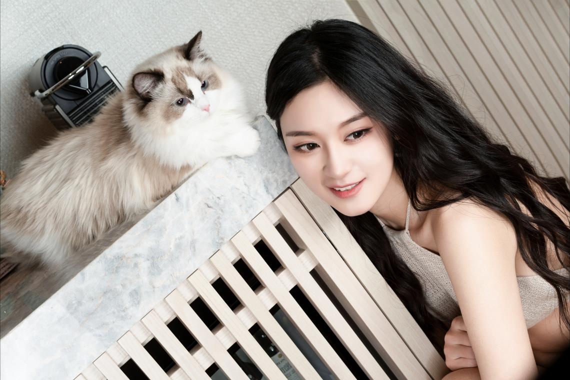 黄仁勋称赞DeepSeek：杭州是“中国硅谷”